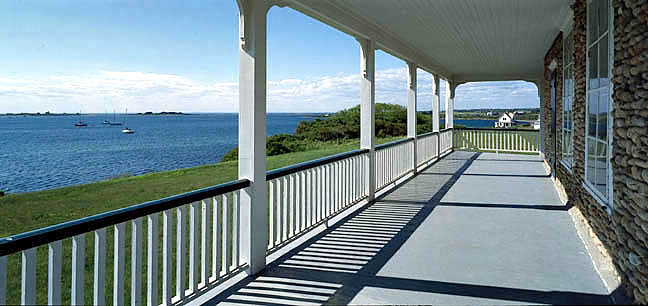 200-4    Sullivan House Porch