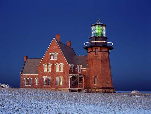 1138-31   December at the Southeast Light