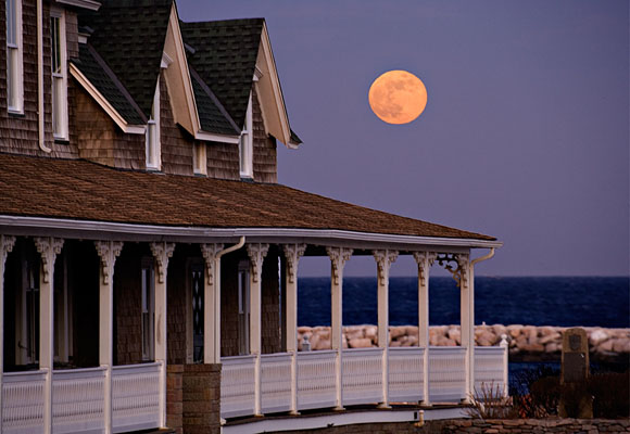 Surf Hotel Under a Wolf Moon